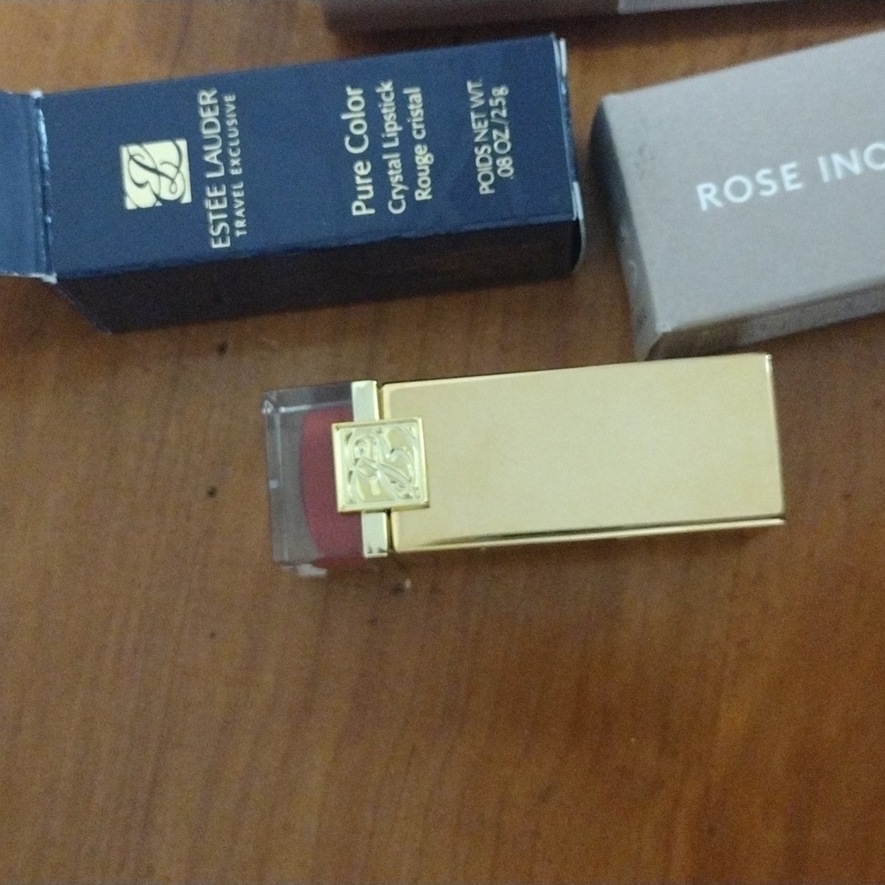 Make Up Bundle - Picture 6 of 11